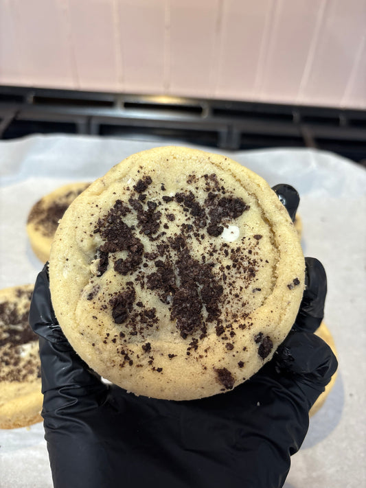 COOKIES & CREAM